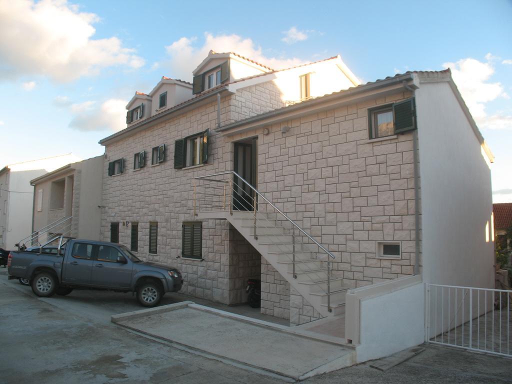 Apartments & Rooms Pierino Bol Dış mekan fotoğraf