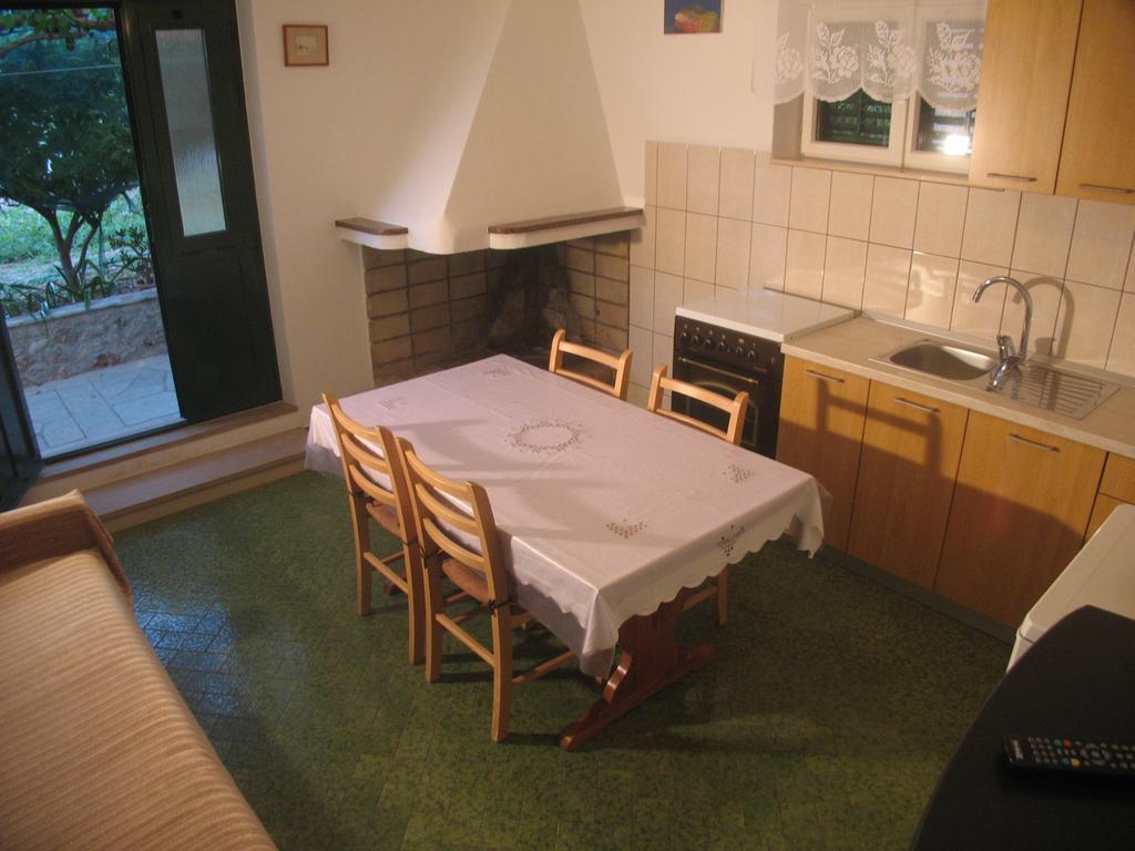 Apartments & Rooms Pierino Bol Dış mekan fotoğraf